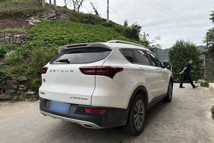 Used JETOUR X70M 2021 1.5T DCT Prestige Partner Model 5 Seats Exterior 3