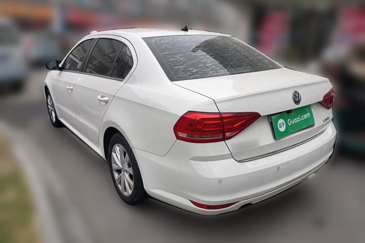 Used Volkswagen Lavida 2015 1.6L Manual Comfort Edition