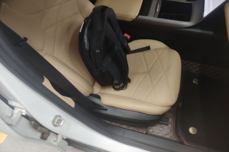 Used Geely Galaxy L6 2024 125km PLUS Dragon Edition