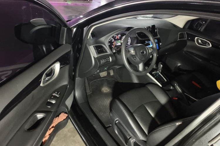 Used Nissan Sylphy 2019 1.6XV CVT Smart Connect Luxury Edition China V Standard Driver Seat