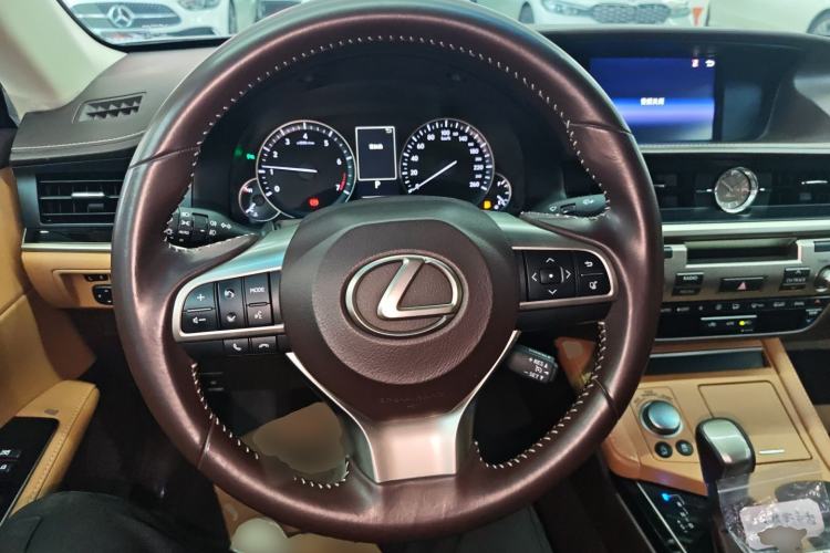 Used Lexus ES 2015 200 Elite Edition