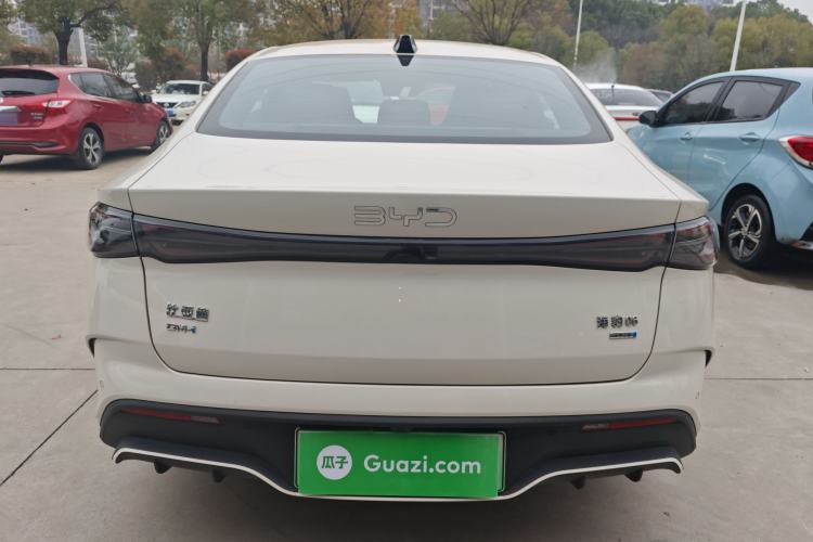 Used BYD Seal 06 New Energy 2025 DM-i Intelligent Drive 120KM Flagship Model Rear