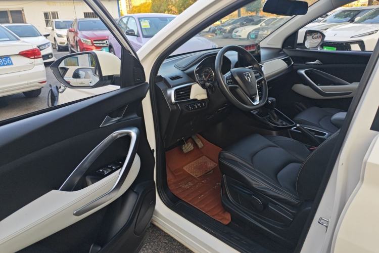 Used Baojun 530 2019 1.5T CVT Luxury Model 7 Seats China V Emission Standard

