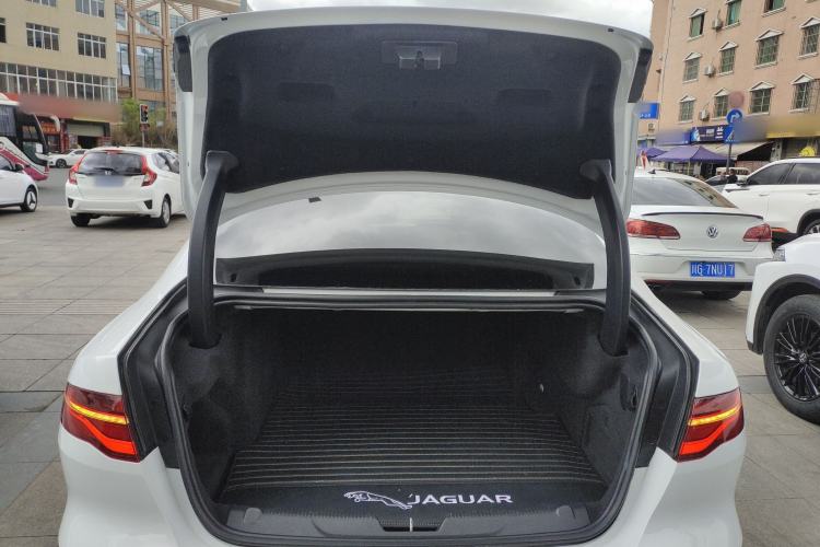 Used Jaguar XEL 2020 2.0T 200 PS S Advanced Elegance Edition