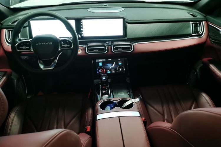 Used JETOUR X70 PLUS 2025 1.5T ZhiZhen Pailong Edition 7-Seater
