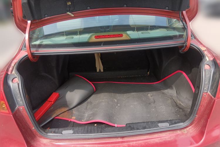 Used Buick Excelle 2013 1.5L Automatic Classic Model Trunk