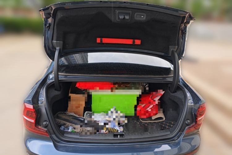 Used Volvo S60 2020 T4 Zhiyuan Luxury Edition Trunk