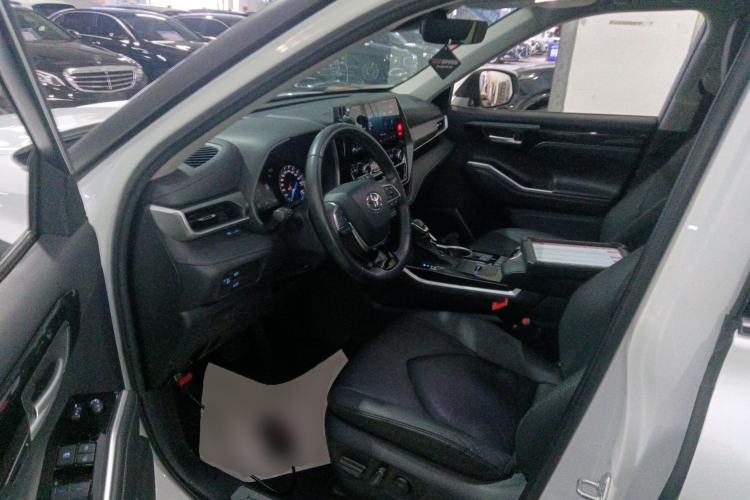 Used Toyota Highlander 2022 Dual-Engine 2.5L Four-Wheel Drive Prestige Version 7 Seats
