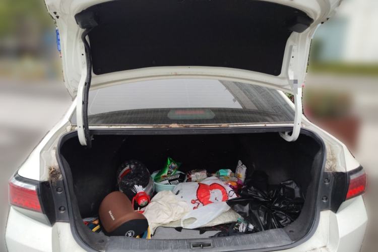 Used Venucia D60 2019 100 000 Glory 1.6L Entry Manual ChenShang Edition China VI