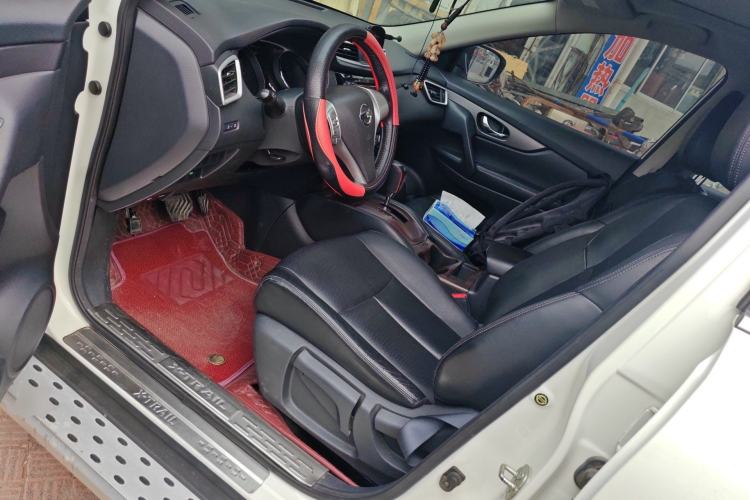 Used Nissan X-Trail 2014 2.0L CVT Comfort Edition 2WD Left Front Seat