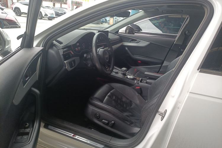 Used Audi A4L 2018 30th Anniversary Edition 40 TFSI Fashion Model