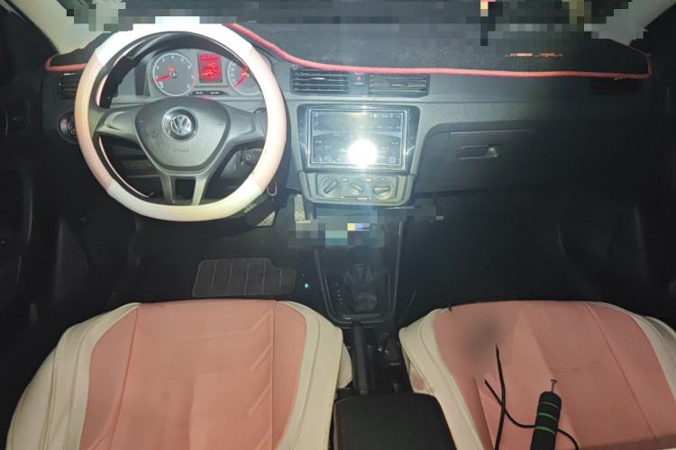 Used Volkswagen Santana 2016 1.6L Automatic Fashion Edition
