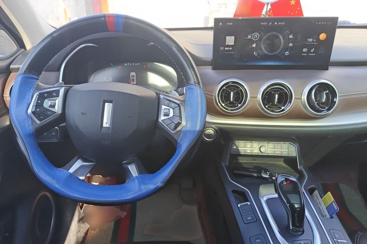 Used Wey VV6 2021 2.0T Two-Wheel Drive Smart Plus
