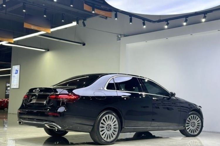 Used Mercedes-Benz E-Class 2022 Revised Version E 300 L Luxury Edition Exterior 6
