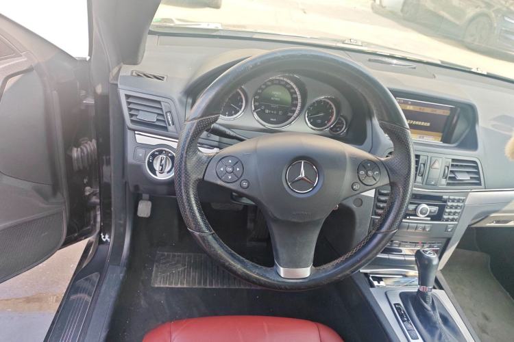 Used Mercedes-Benz E-Class 2010 E 260 CGI Coupe