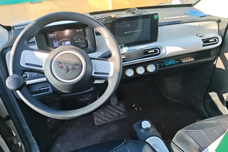 Used Wuling Hongguang MINIEV 2024 3rd Generation 215km Advanced Version Center Console