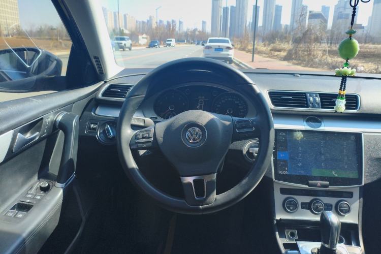 Used Volkswagen Magotan 2016 1.8TSI Smart Enjoyment Leading Model Steering Wheel