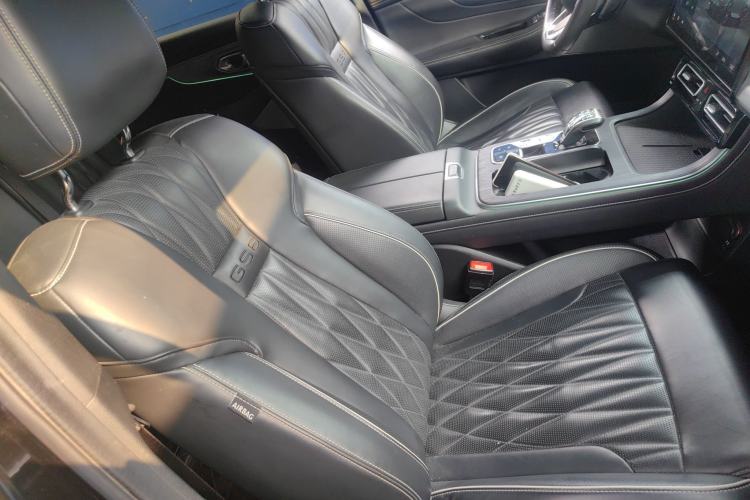 Used GAC Trumpchi GS8 2022 Flagship Series 2.0 TGDI Two-Wheel-Drive Prestige Edition (7 Seats) Right Front Seat