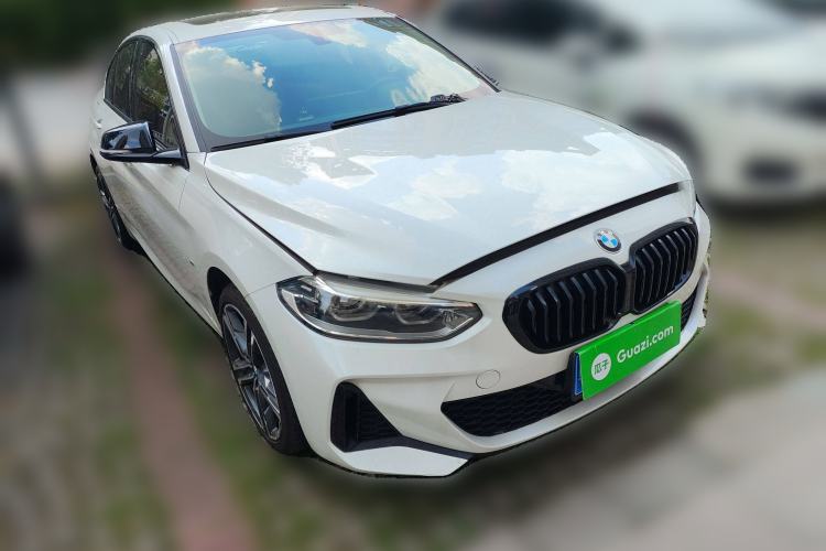 Used BMW 1 Series 2022 125i M Sport Night Edition Front Right 45 Deg