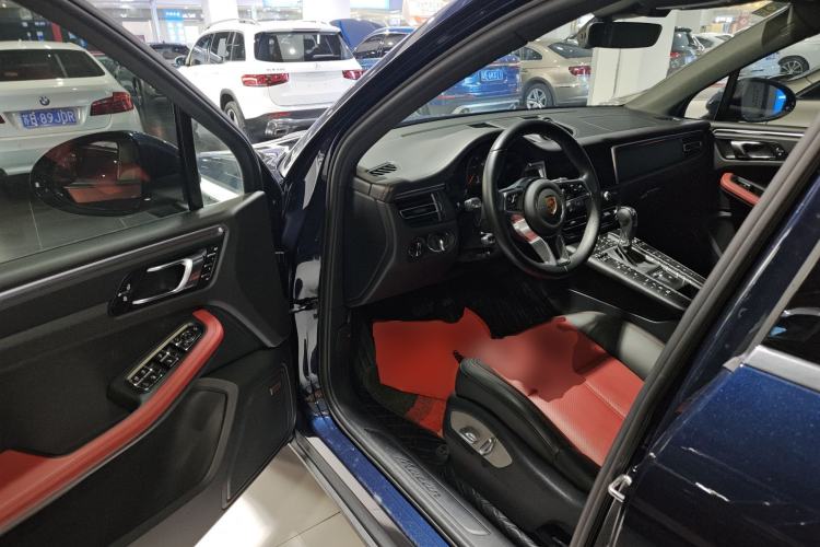 Used Porsche Macan 2021 Macan 2.0T