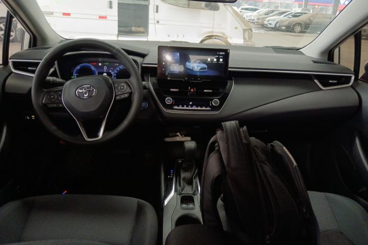 Used Toyota Levin 2023 Smart Electric Hybrid Dual-Engine 1.8L Luxury Edition Center Console