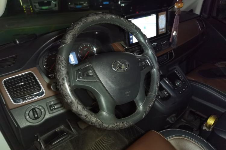 Used SAIC MAXUS G10 2018 PLUS 2.0T Automatic Luxury Executive Edition
