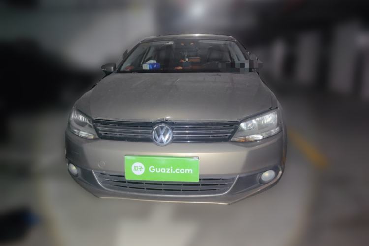 Used Volkswagen Sagitar 2014 1.6L Automatic Comfort Model Front