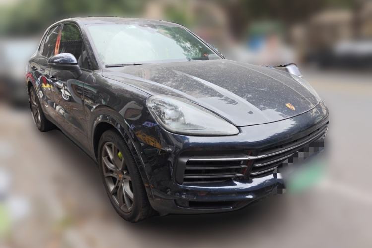 Used Porsche Cayenne E-Hybrid 2021 Cayenne E-Hybrid 2.0T Front Right 45 Deg