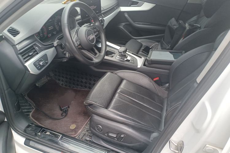 Used Audi A4L 2022 40 TFSI Fashion Dynamic Model
