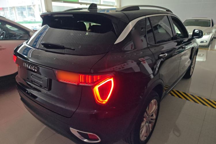 Used Lynk & Co 01 2017 2.0T Two-Wheel Drive Pro Edition Rear Right 45 Deg