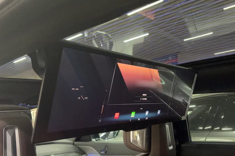 Used BMW 7 Series 2023 740Li Luxury Edition with Premium Package
