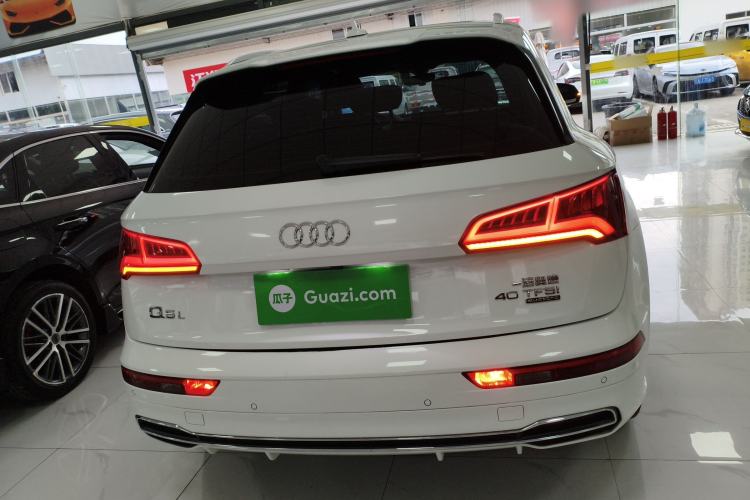 Used Audi Q5L 2020 Updated 40 TFSI Prestige Fashion Edition
