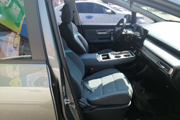 Used AION Y 2023 Younger Right Front Seat