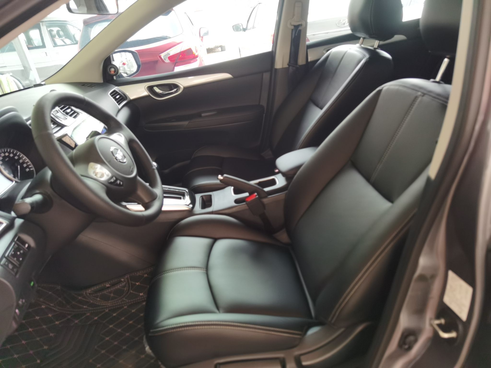 Interior delantero