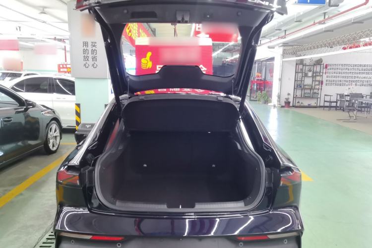 Used Changan UNI-V 2022 1.5T Prestige Version