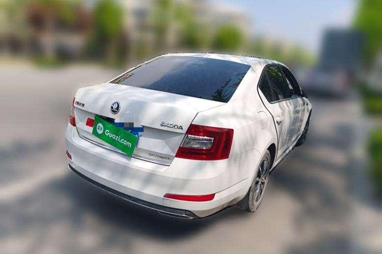 Used Skoda Octavia 2017 1.6L Automatic Smart Drive Edition Rear Right 45 Deg