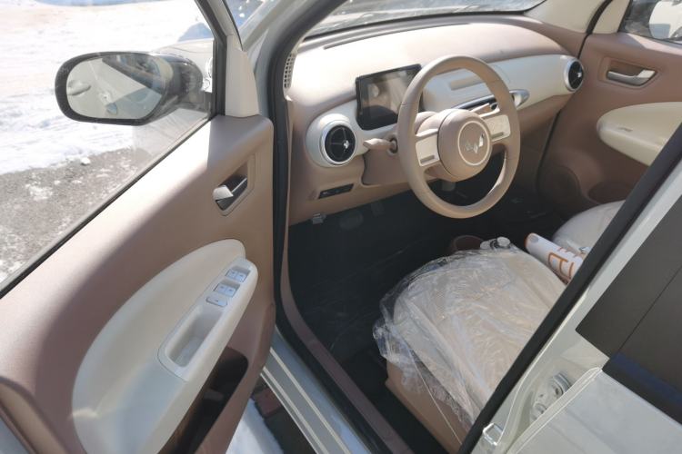 Used Wuling Hongguang MINIEV 2025 Four-Door Version Advanced Edition
