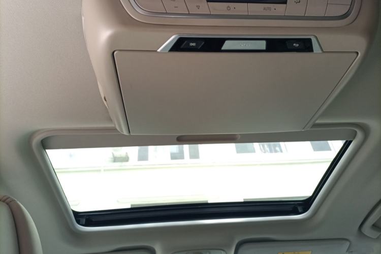 Used Buick GL8 2017 ES 28T Comfort Model China V Standard Headliner