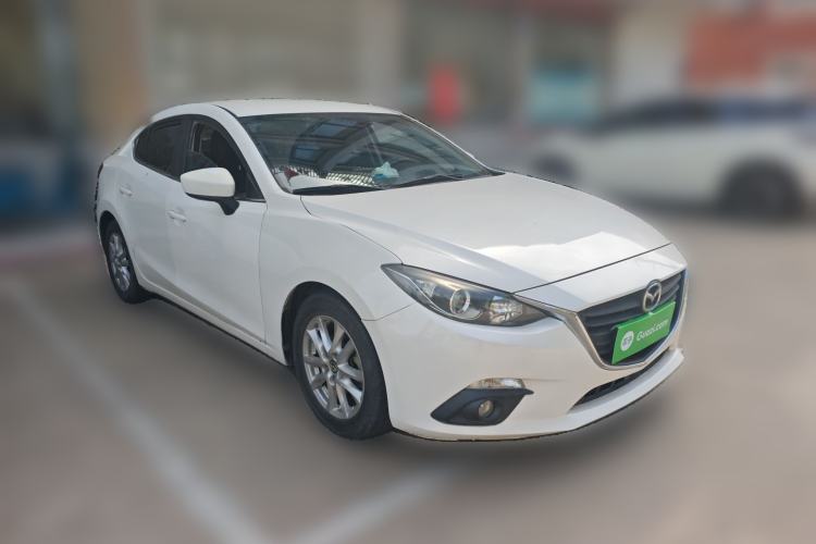 Used Mazda 3 Axela 2016 Sedan 1.5L Manual Comfort Model
