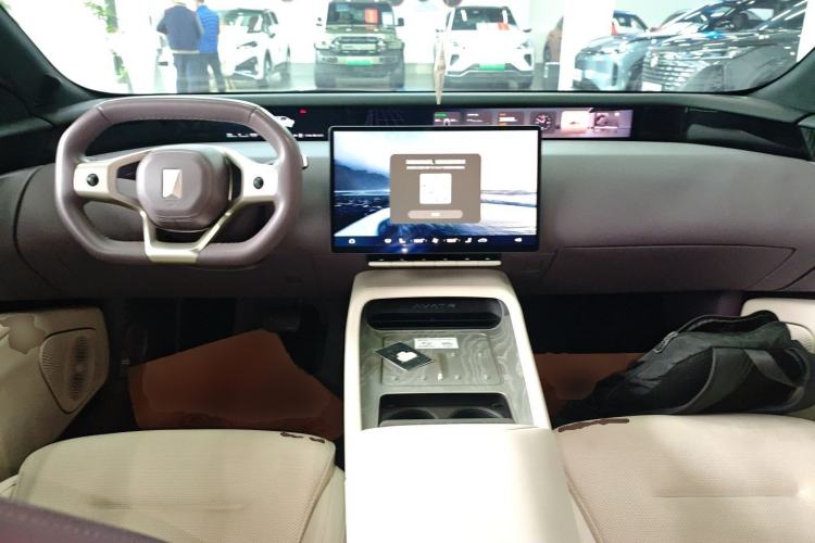 Used Avatr 12 2024 650 Three-Laser Four-Wheel Drive Performance Edition
