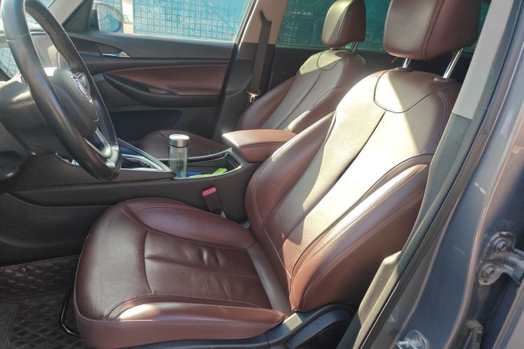 Used Buick GL6 2018 18T 6-Seater Prestige Model
