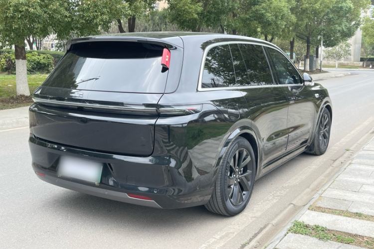 Used Li Auto L8 2023 Max model