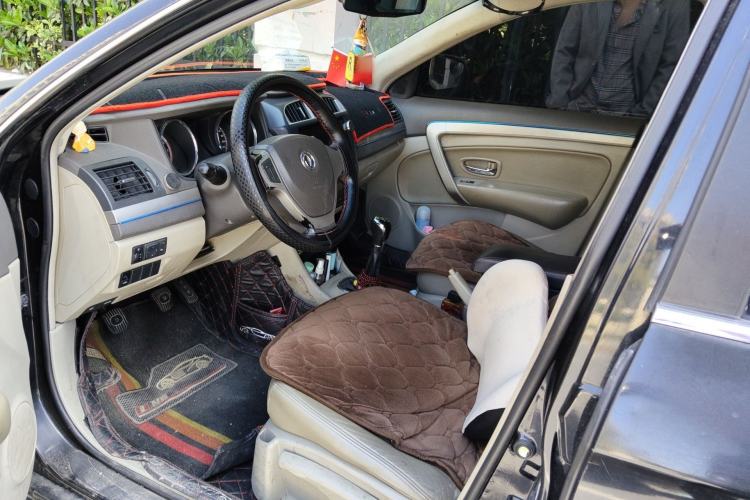 Used Dongfeng Aeolus A60 2012 1.6L Manual Luxury Model Left Front Seat