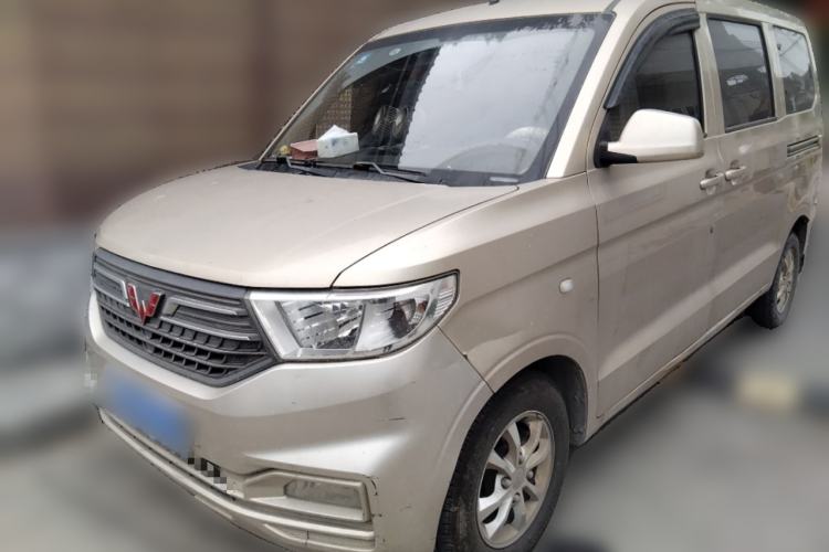Used Wuling Hongguang V 2019 1.5L Standard Version China VI LAR