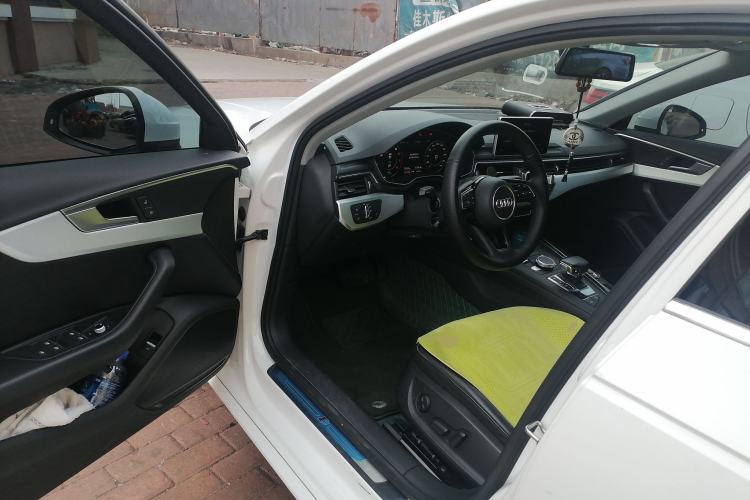 Used Audi A4L 2019 40 TFSI Fashion Edition China VI Emission Standard