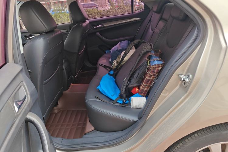 Used Roewe 360 2015 1.5L Automatic Luxury Edition