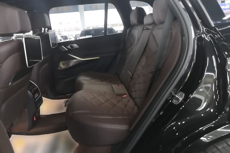 Used BMW X5 2022 Restyled xDrive 40Li M Sport Package
