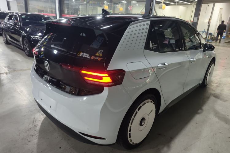 Used Volkswagen ID.3 2023 Upgraded Model Pure Intelligent Enjoyment Version Rear Right 45 Deg