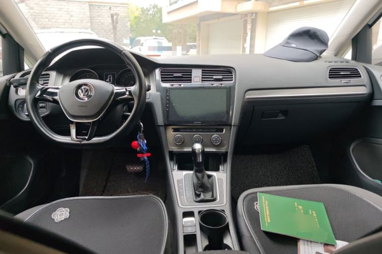 Used Volkswagen Golf 2015 1.6L Automatic Comfort Model