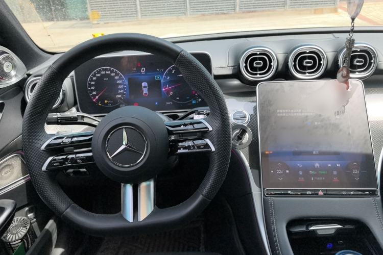 Used Mercedes-Benz C-Class 2025 C 260 L Sport Edition Center Console